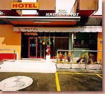 Hotel Tre Santi เตรวิโซ ภายนอก รูปภาพ